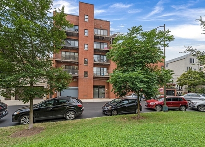 1926 N Lincoln Park West Stree - Photo 1