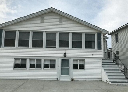 18 Lowell - Photo 1