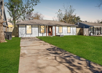 5123 Ridgeway Drive - Photo 1