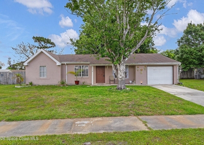 1265 Ethel Circle Ne - Photo 1