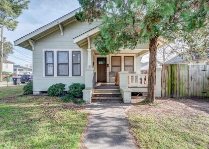 115 Goldenrod Street - Photo 1
