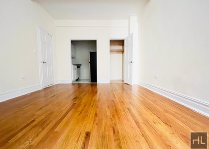 Second Avenue - Photo 1