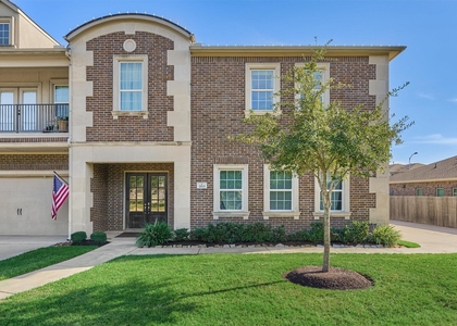 2113 Solstice Boulevard - Photo 1