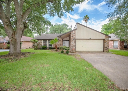 15106 Silverman Street - Photo 1