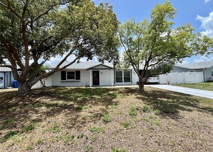 704 Torrey Pines Avenue - Photo 1
