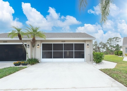 12235 Sw Kingsway Circle - Photo 1