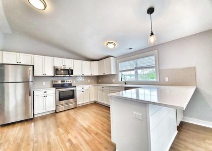 5 Isaacs Street - Photo 1