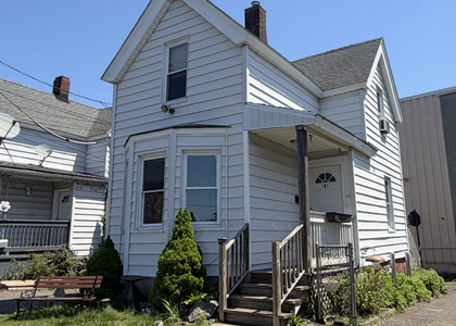116 Hastings Street - Photo 1