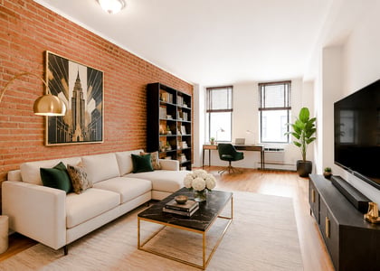 201 East 12th Street - Photo 1