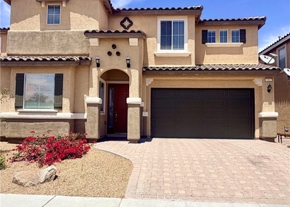 7312 W Mesa Vista Avenue - Photo 1