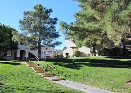 10217 King Henry Avenue - Photo 1