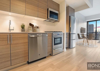 West 48th Street - Photo 1