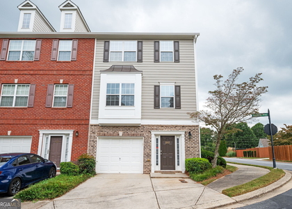 2213 Se Leicester Way - Photo 1