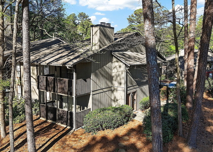 903 Cumberland Court Se - Photo 1
