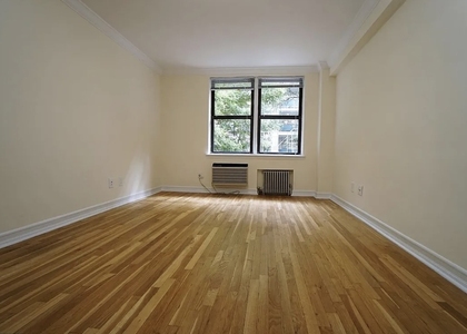 East 80th Street - Photo 1