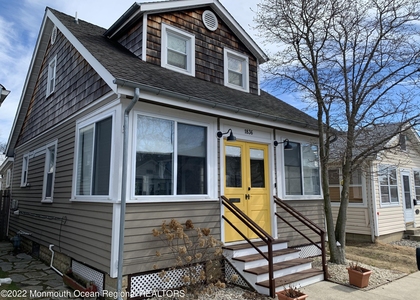 1836 Parkway - Photo 1