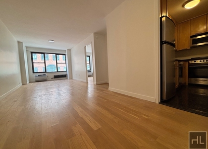 Fourth Avenue - Photo 1