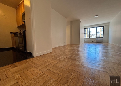 Fourth Ave - Photo 1