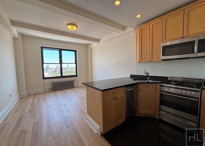 Second Avenue - Photo 1