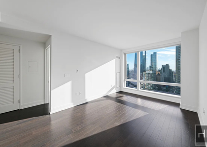 10th Avenue - Photo 1
