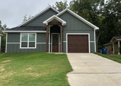 914 W Baker Street - Photo 1
