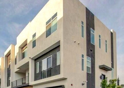 3105 N 71st Street - Photo 1