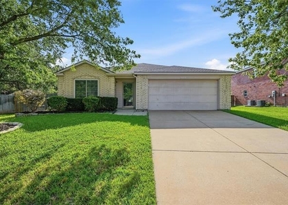 2304 Pheasant Run - Photo 1