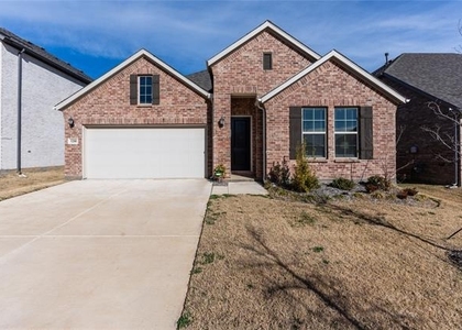 5200 Woodway Drive - Photo 1