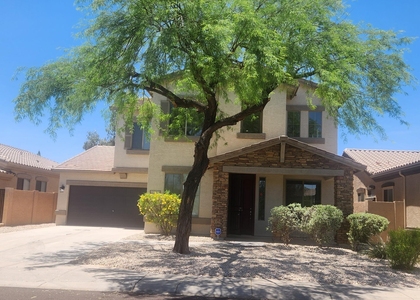 16124 N 180th Lane - Photo 1