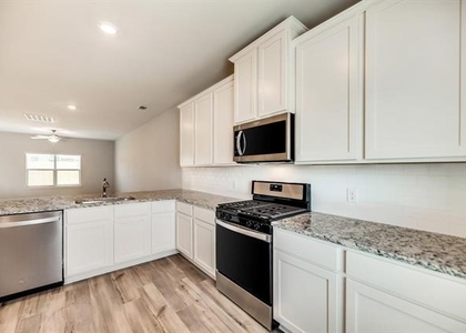 1905 Mckee Court - Photo 1