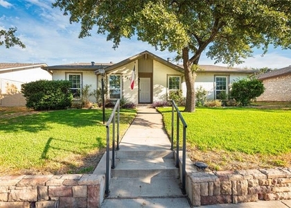 2211 Yewpon Drive - Photo 1