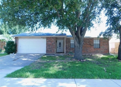 5529 Gates Drive - Photo 1