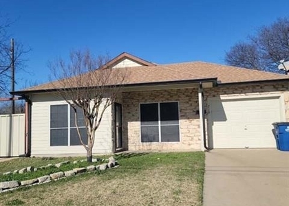710 W Waco Street - Photo 1