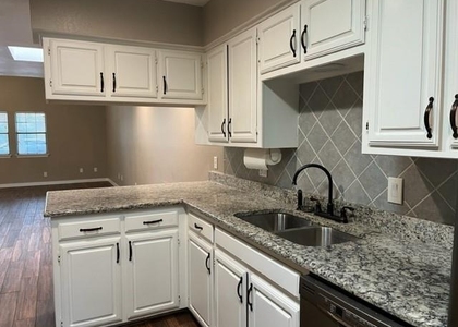 1112 Kathy Lane - Photo 1