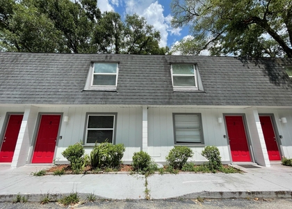 1231 Sw 61st Terrace - Photo 1