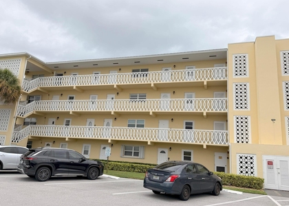 230 N Federal Highway - Photo 1