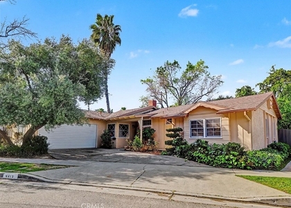 4413 Canoga - Photo 1