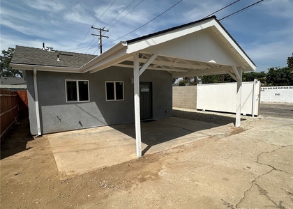 619 S Brand Boulevard - Photo 1