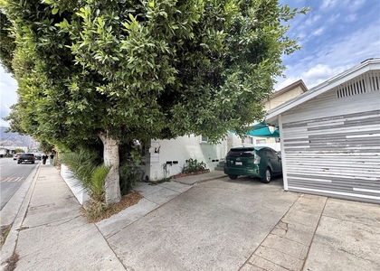 408 N Pacific Ave - Photo 1