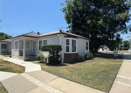 221 N Atlantic - Photo 1