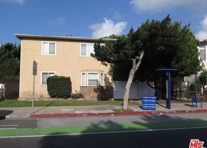 2221 Ocean Park Boulevard - Photo 1