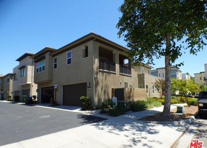 239 Cultivate - Photo 1