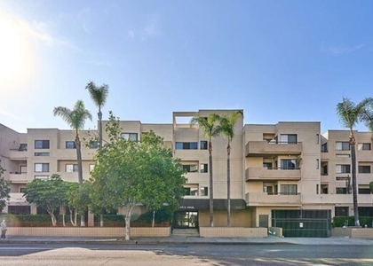 435 S Virgil Avenue - Photo 1