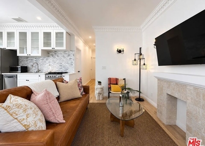 1111 21st Street - Photo 1