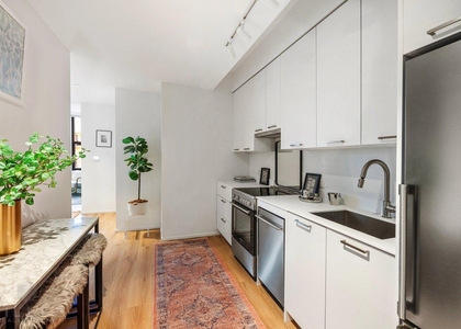 Sterling Place - Photo 1