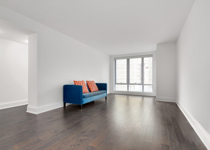 50 Riverside Blvd - Photo 1