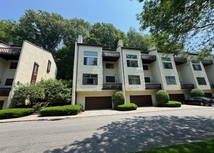 352 N Greeley Avenue - Photo 1
