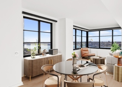 515 West 38th Street - Photo 1