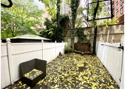 245 E 39th Street - Photo 1