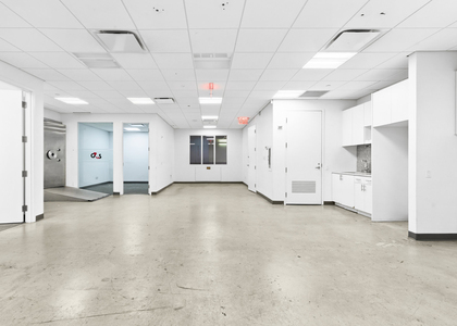50 W 47th Street - Photo 1
